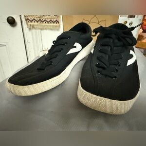 Tretorn unisex sneakers.